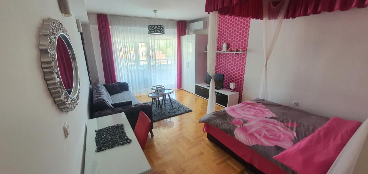 Ristevski Apartments Ohrid Ngoại thất bức ảnh