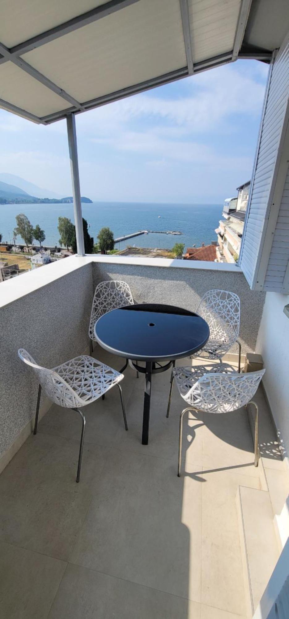 Ristevski Apartments Ohrid Ngoại thất bức ảnh